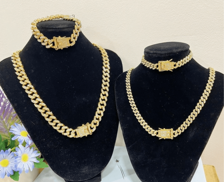 Collar y Pulsera Cubana con Zircones