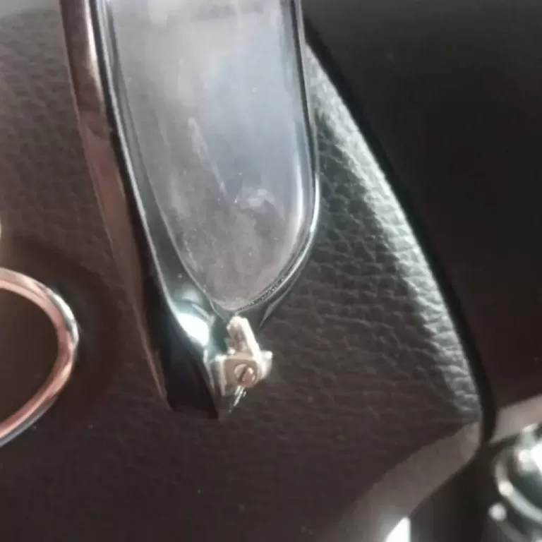 Reparación de lentes gafas de lectura de sol reparación de aros de lectura reparación de monturas de lentes Kairós 40 Panamá(1) (1)