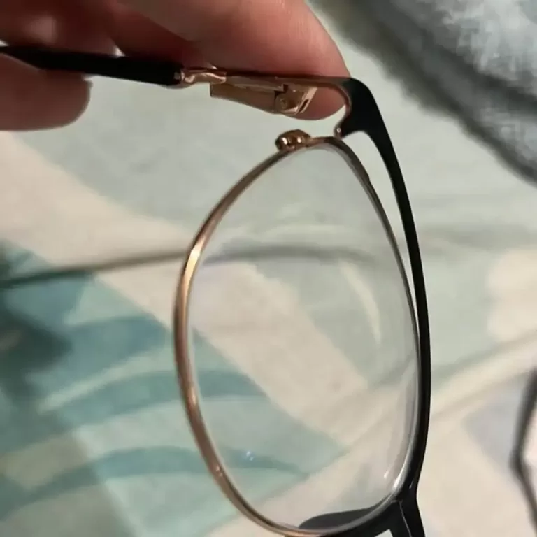Reparación de lentes gafas de lectura de sol reparación de aros de lectura reparación de monturas de lentes Kairós 40 Panamá(2) (1)