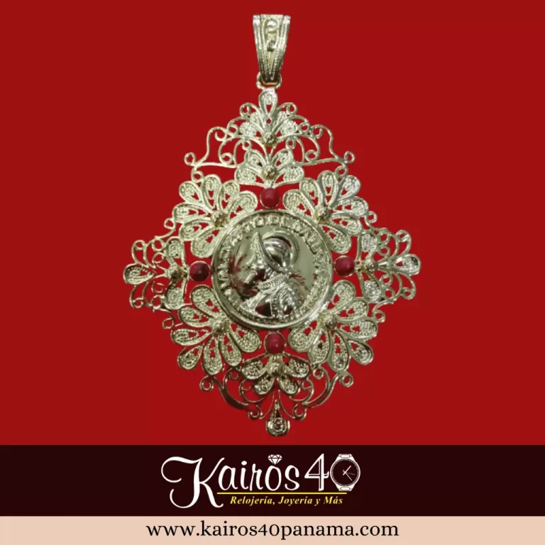 Lee más sobre el artículo Prendas de pollera panameña