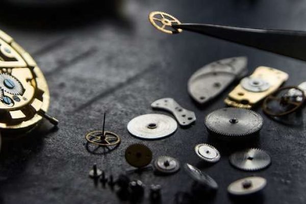 Reparación de Relojes Panamá - Taller de Relojería Kairós 40 Panamá